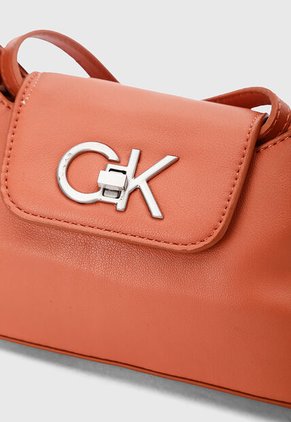 Bolso Manos Libres Calvin Klein Lock Terracota