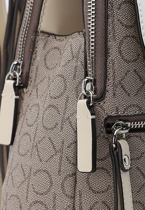 Morral Calvin Klein Taupe