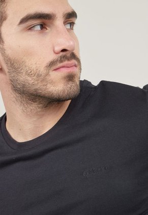 Camiseta Negro Calvin Klein