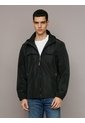 Rompe Negro Viento Ligero Con Capota Calvin Klein de Calvin Klein