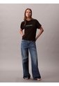 Camiseta Negra De Manga Corta Con Logo Bordado En 3D Calvin Klein de Calvin Klein