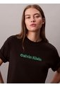 Camiseta Negra De Manga Corta Con Logo Bordado En 3D Calvin Klein de Calvin Klein