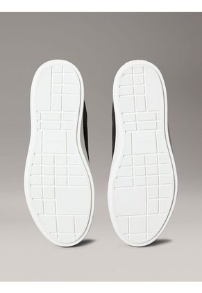 Tenis Negro De Perfil Bajo Con Monograma En Relieve Calvin Klein