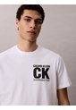Camiseta Blanca Con Gráfico De Logo Calvin Klein de Calvin Klein