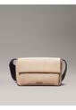 Bolso Beige Reporter Cuadrado Calvin Klein de Calvin Klein