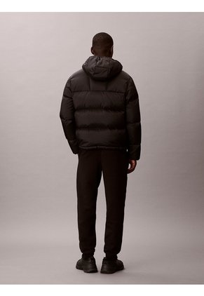 Jogger Negro Con Gráfico Retro Calvin Klein