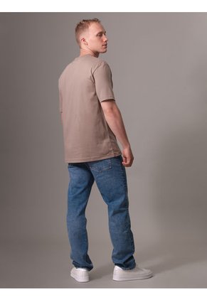 Camiseta Beige Con Gráfico De Sello NYC Calvin Klein