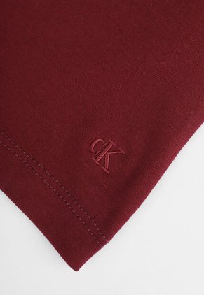 Camiseta Calvin Klein Borgoña