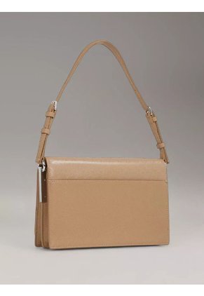 Bolso Beige De Hombro Elongated Con Monograma Calvin Klein