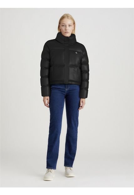 Chaqueta Negra De Plumas Cropped Calvin Klein