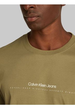 Camiseta Verde Con Logo Pequeño Calvin Klein