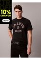 Camiseta Negra Con Gráfico De Logo Calvin Klein de Calvin Klein