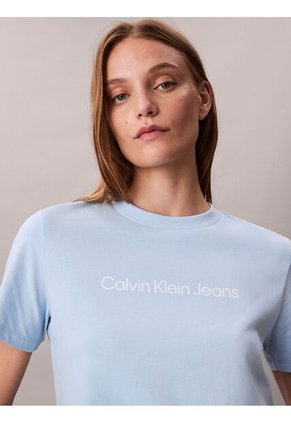 Camiseta Celeste Clásica Con Logo Estampado Calvin Klein