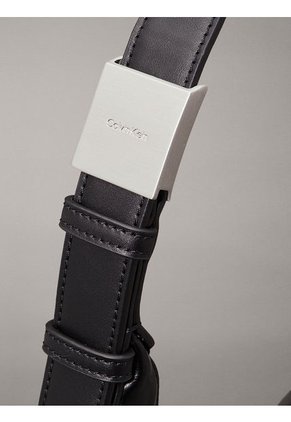 Bolso Negro Hobo Con Mini Logo Grabado Calvin Klein