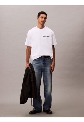 Camiseta Blanca Con Logotipo Bordado Calvin Klein