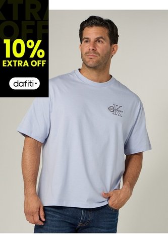 Camiseta Gris Con Gráfico De Monograma Calvin Klein Calvin Klein Calvin Klein