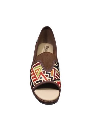 Zapato Despuntado Romulo Textil Para Mujer Sandalia