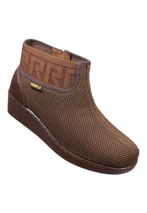 BOTIN ROMULO DAMA TACON CORRIDO NET