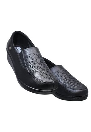 Zapato Mocasín Mujer Romulo Cuero