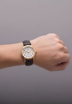Reloj CASIO Marrón
