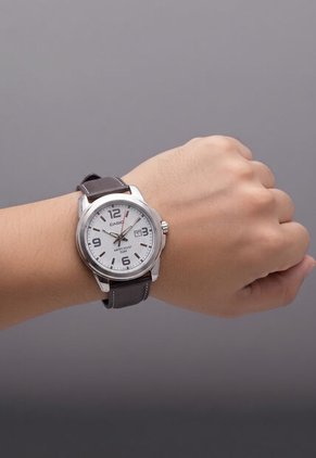 Reloj CASIO Marrón