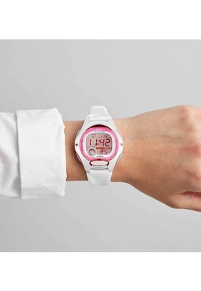 Reloj Casio Referencia LW-200-7A Diseño Deportivo