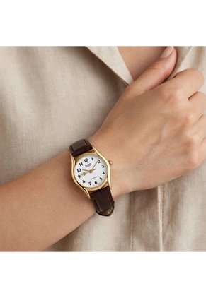 Reloj Casio Dama LTP-1094Q-7B2 Diseño Elegante