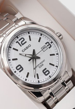 Reloj CASIO Plateado
