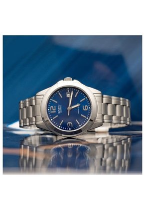Reloj Casio Modelo MTP-1215A-2A Diseño Elegante