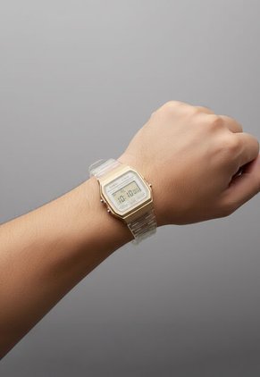 Reloj CASIO Dorado