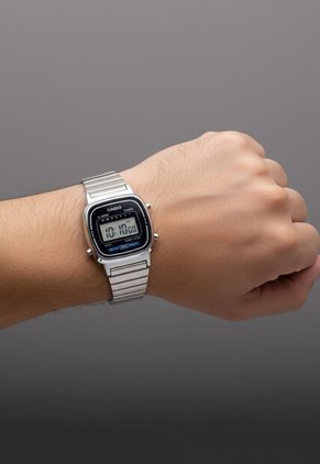 Reloj CASIO Plateado