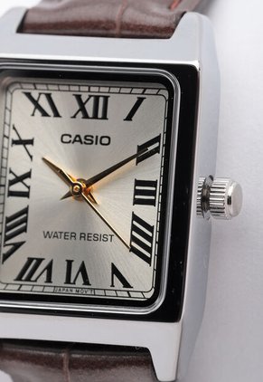 Reloj CASIO Marrón