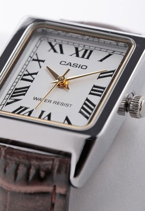 Reloj CASIO Marrón
