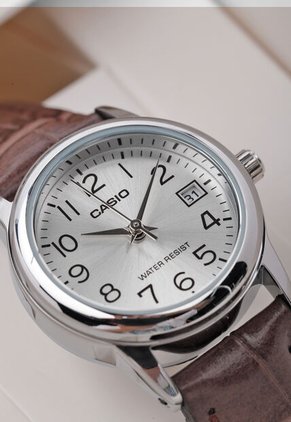 Reloj CASIO Marrón