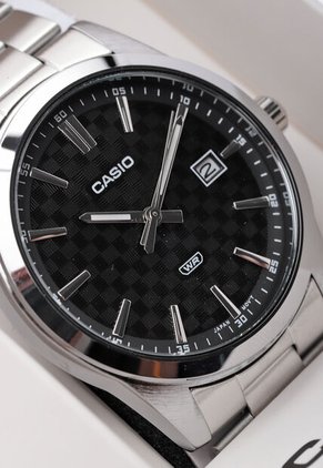 Reloj CASIO Plateado