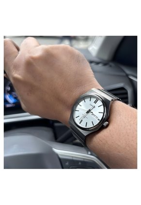 Reloj Casio MTP-E735B-7A Diseño Elegante