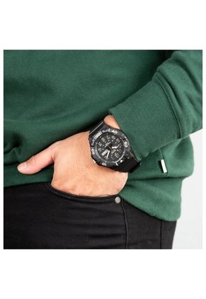 Reloj Casio Modelo MRW-210H-1A2 Diseño Deportivo