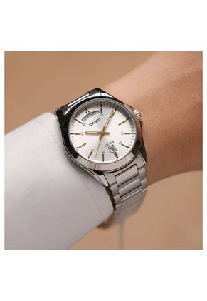 Reloj Casio Referencia MTP-1370D-7A2 Diseño Elegante
