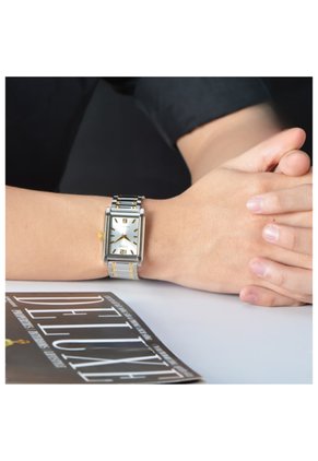 Reloj Casio Modelo LTP-1235SG-7A Diseño Elegante