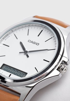 Reloj CASIO Plateado