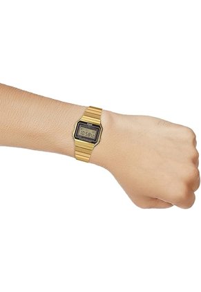 Reloj Casio Referencia A700WG-9A Diseño Vintage Dorado