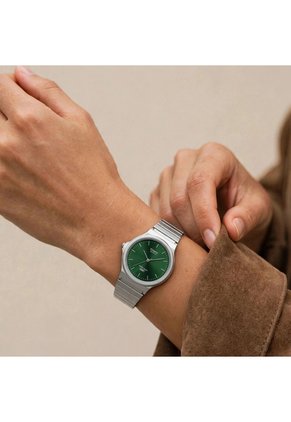 Reloj Casio Modelo MQ-24DA-3A Diseño Casual