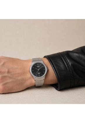 Reloj Casio Modelo MQ-24DA-1A Diseño Casual
