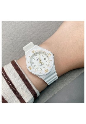 Reloj Casio LRW-200H-7E2 Diseño Juvenil