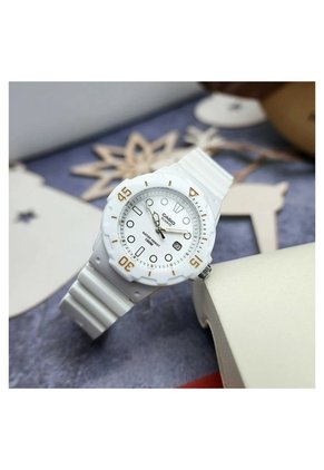 Reloj Casio LRW-200H-7E2 Diseño Juvenil