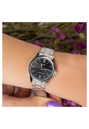 Reloj Casio Modelo LTP-V005D-1B2 Diseño Elegante