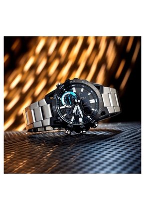 Reloj Casio Edifice ECB-40DB-1A Diseño Deportivo