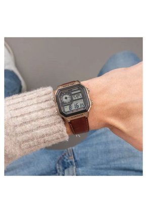 Reloj Casio Referencia AE-1200WHL-5A Diseño Deportivo
