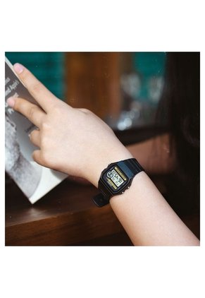Reloj Casio Modelo F-94WA-9D Diseño Retro