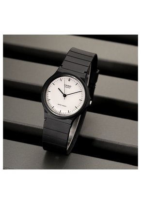 Reloj Casio Modelo MQ-24-7EL Diseño Clásico